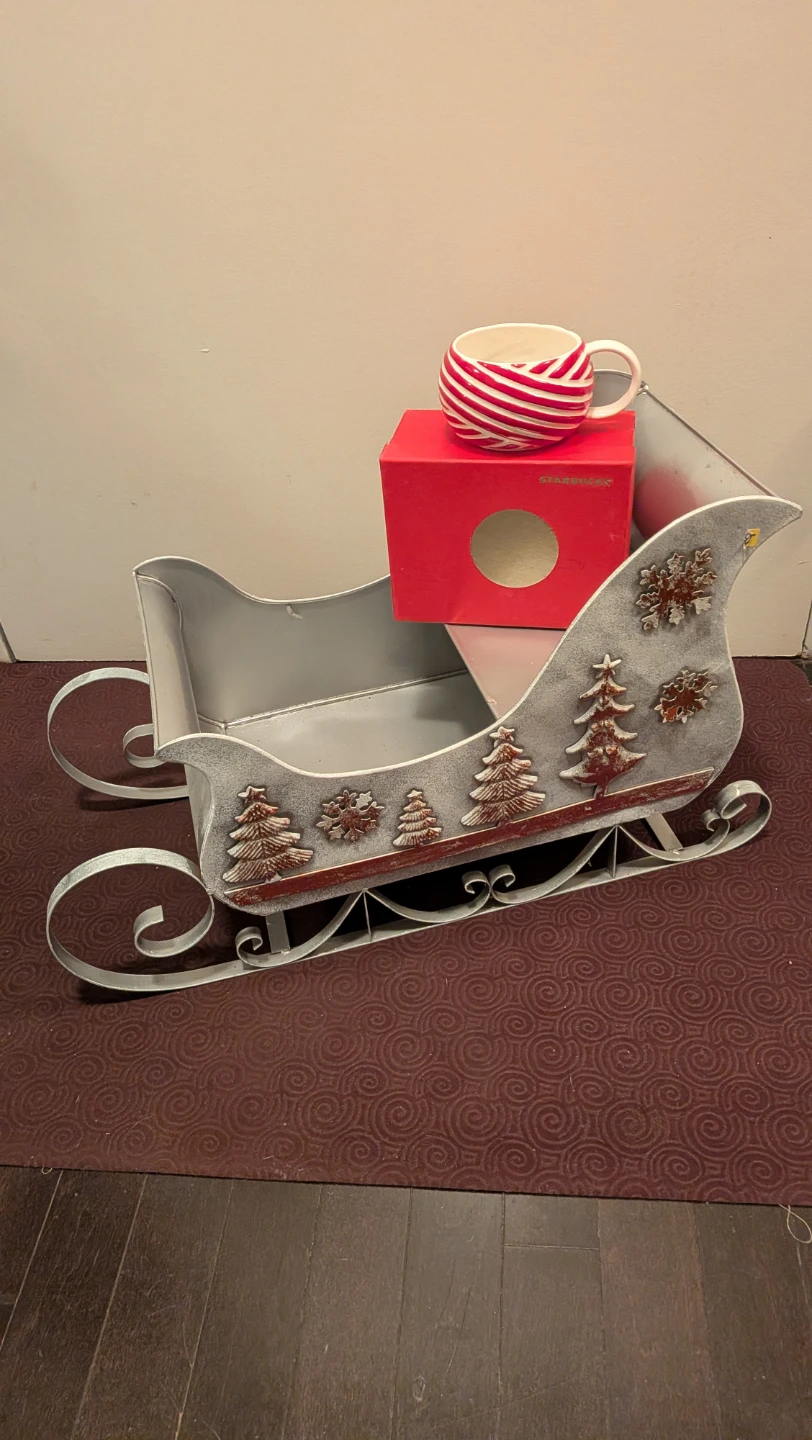 Metal Sleigh, Starbucks Mug, Teddy Bear - photo 3