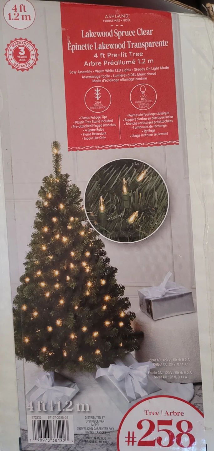 New Ashland 4 ft Lakewood Spruce Pre-lit Christmas Tree