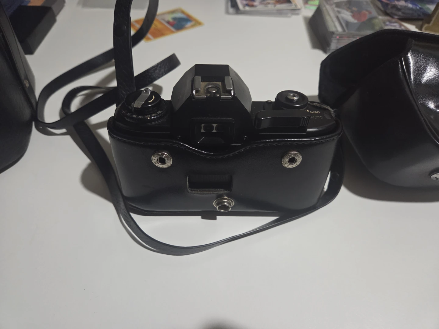 Nikon EM 35mm SLR Film Camera with Case - photo 2