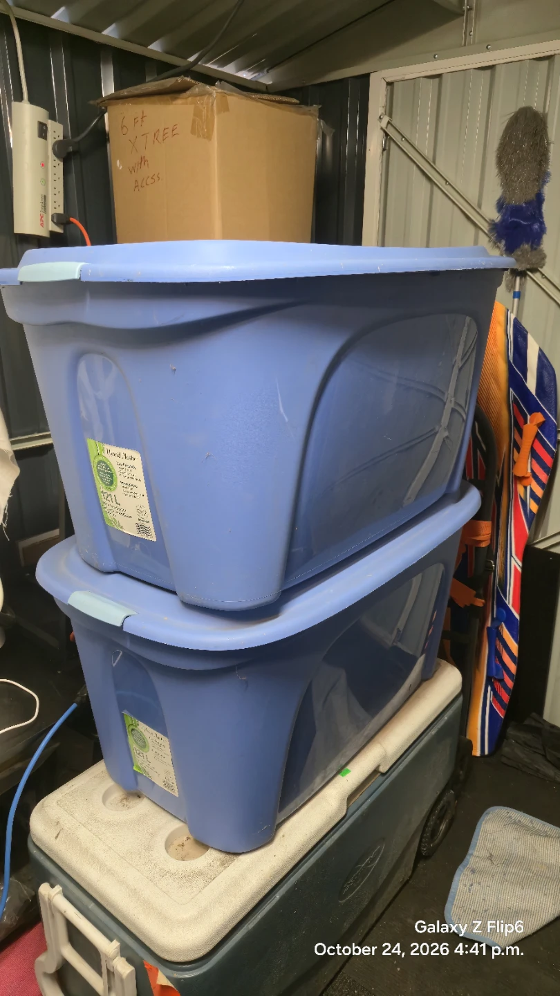 2 Blue 121L Hybrid Plastic Storage Bins - photo 5