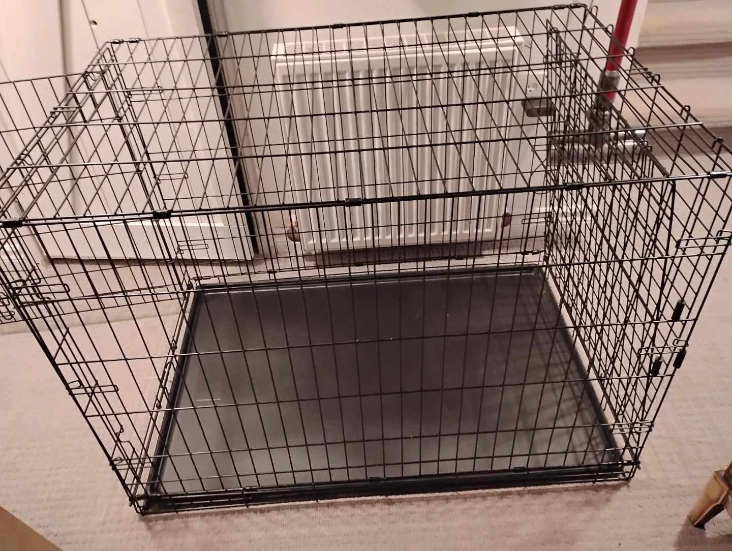 XL dog crate