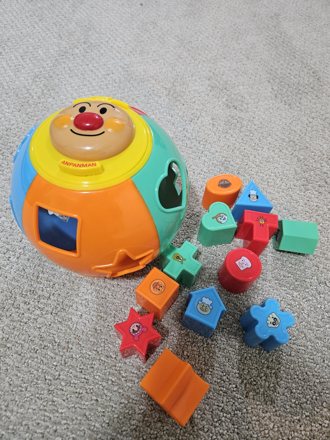Anpanman Shape Sorting Ball Toy
