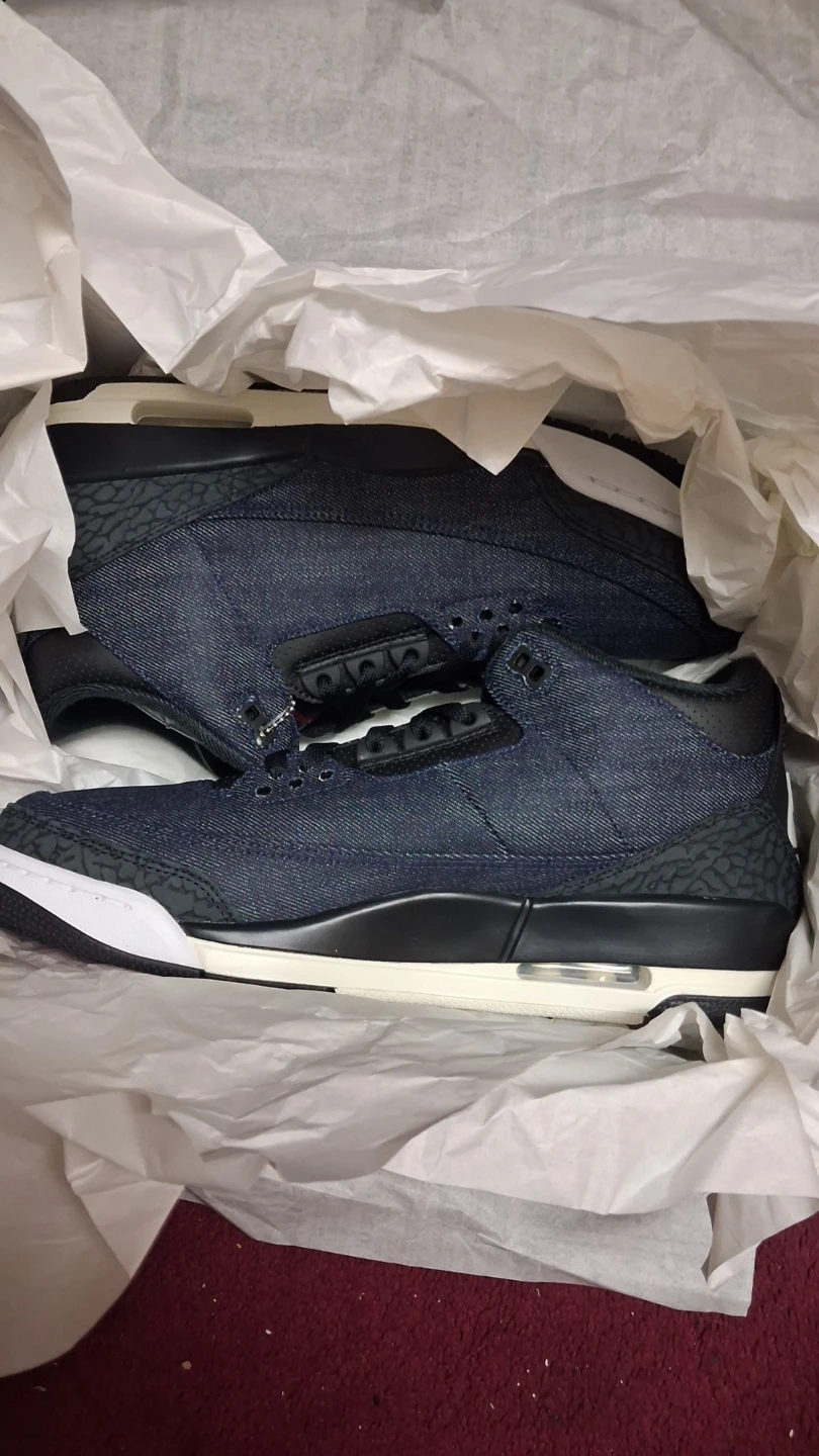 Nike Air Jordan 3 Retro x Levi's Denim Size 11