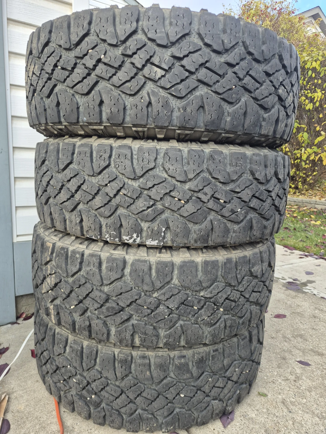 Lt275/65r20 Set of 4 All-Terrain Tires - photo 5