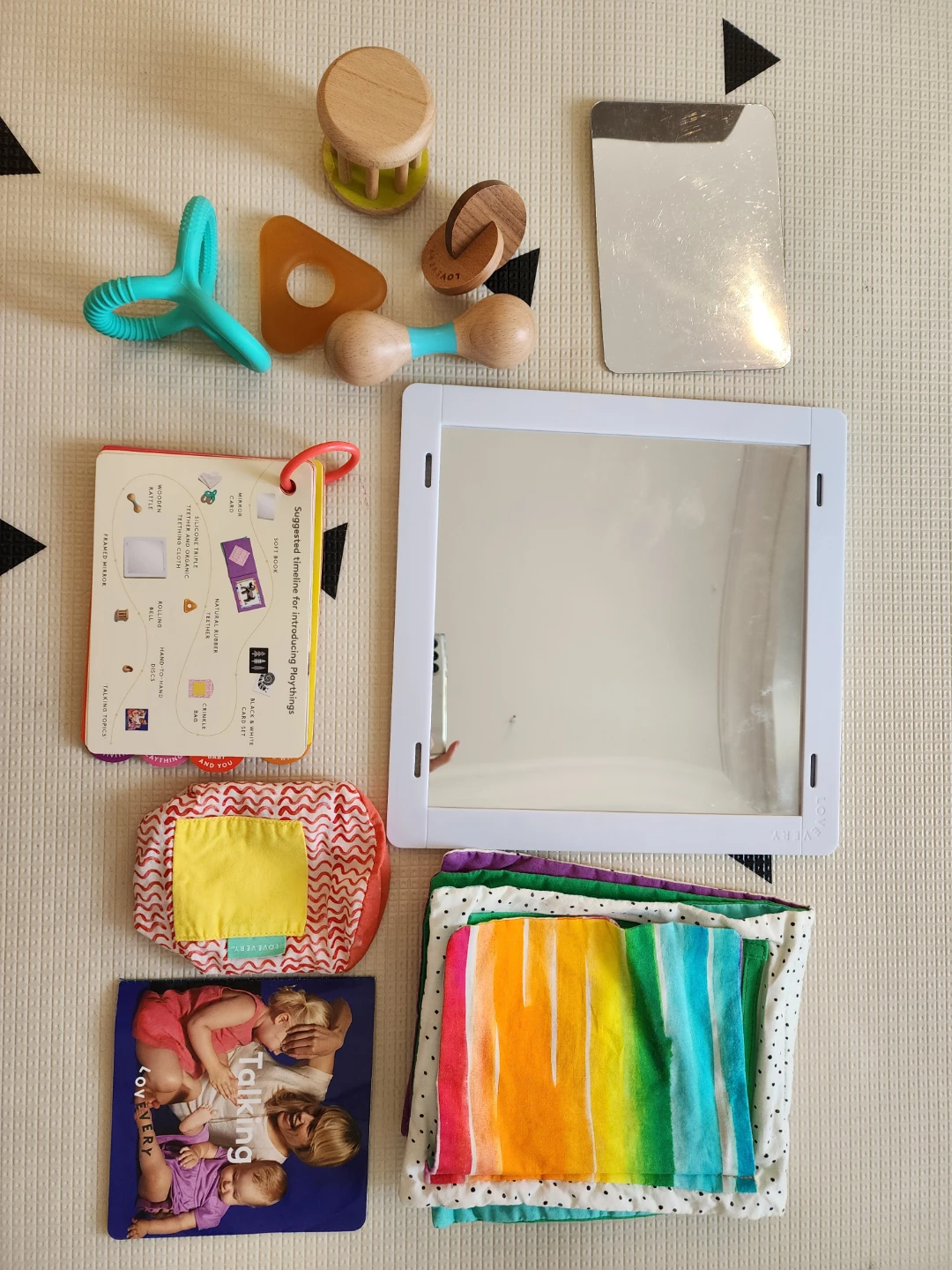 Lovevery The Charmer Play Kit 3-4 Months - photo 2