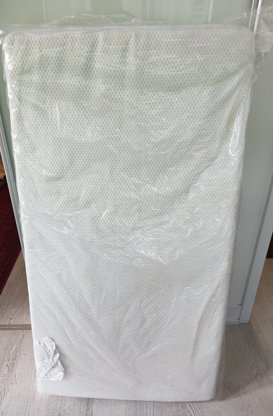 Baby crib mattress, regular crib sized - photo 2