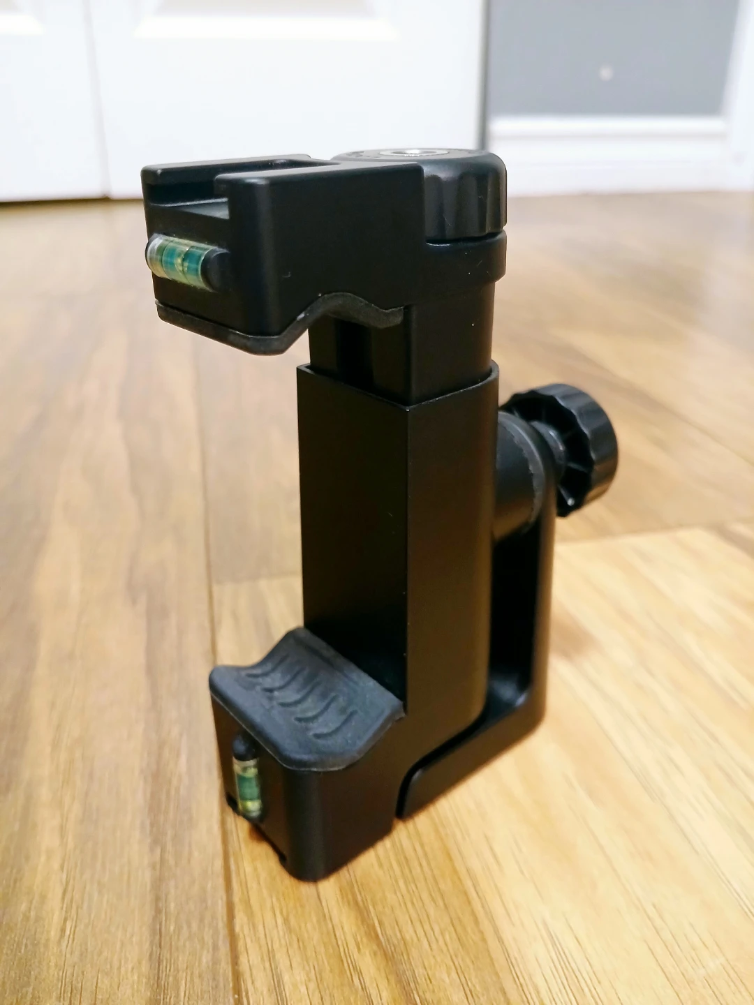 Movo Smartphone Level Holder - photo 2