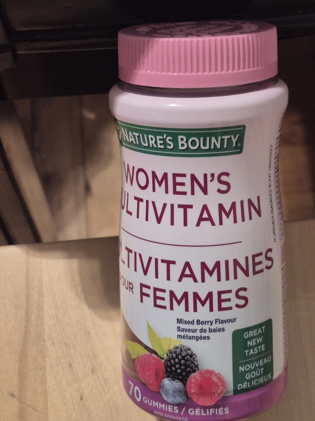 BNIB)Nature's Bounty Women's Multivitamin Gummies