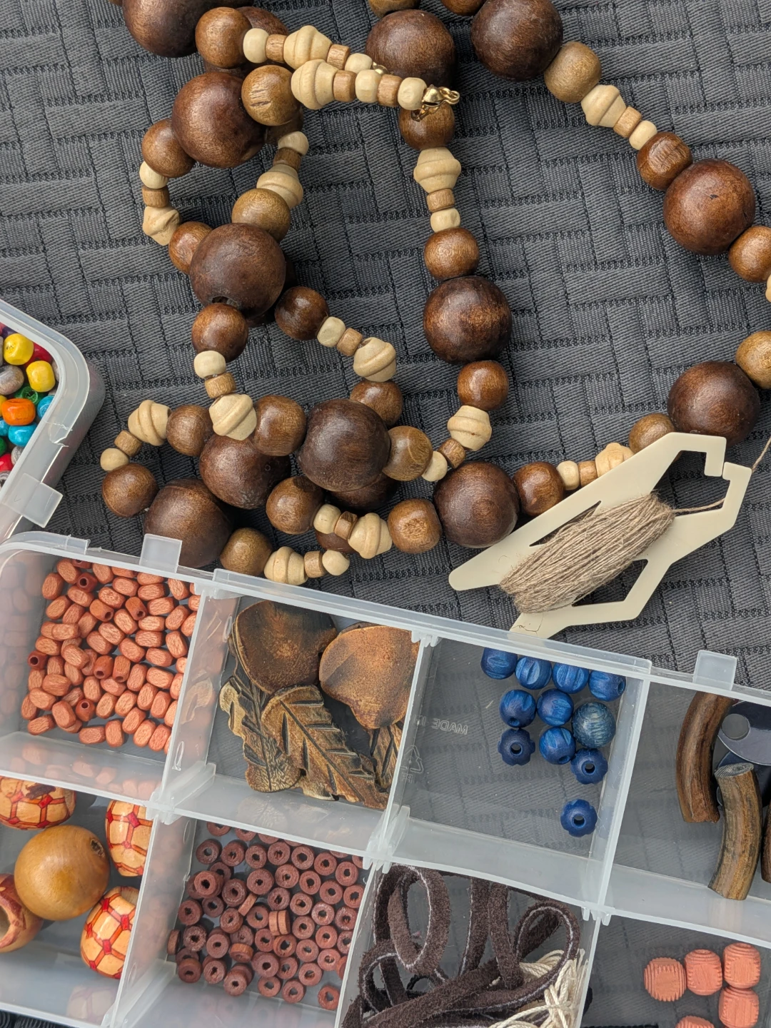 Assorted Wooden Craft Beads and Jewellery Supplies - photo 2
