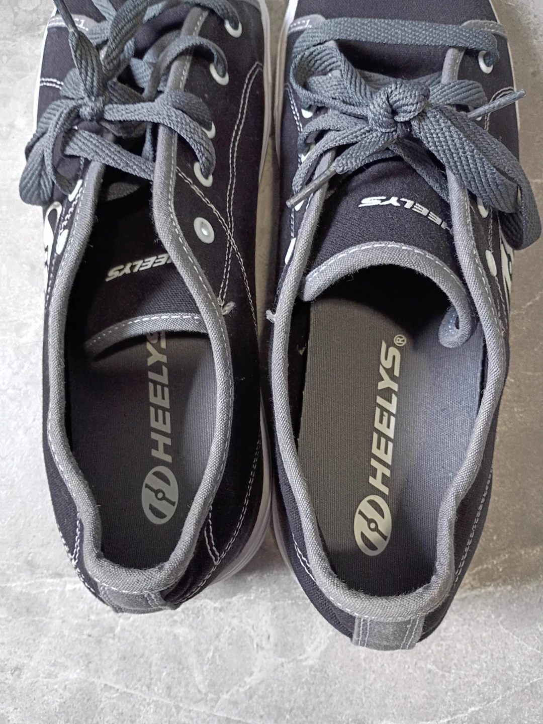 MEN'S Heelys Skate Shoes Size 12 - photo 2