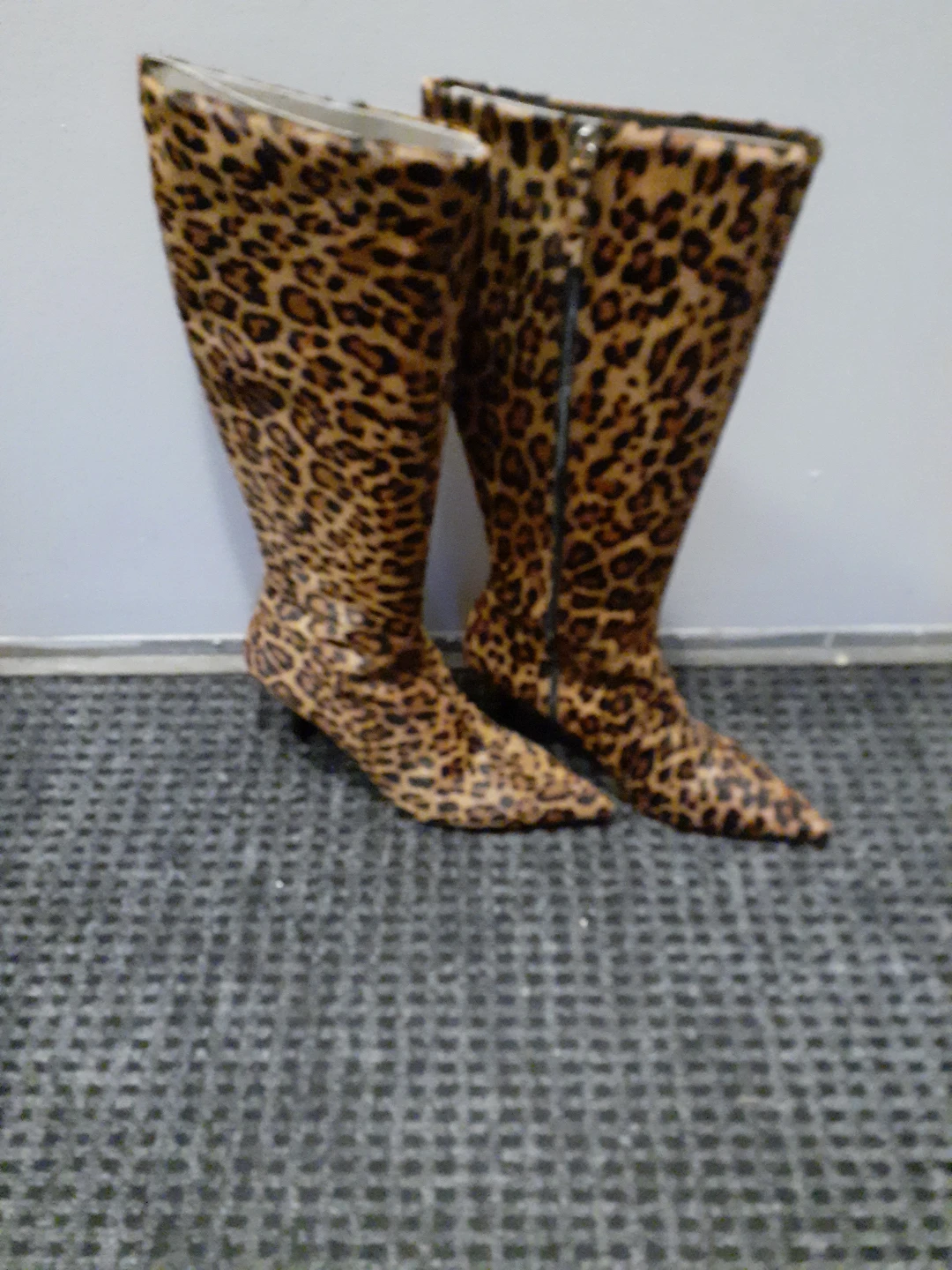 Zara Leopard Print Knee-High Boots Size 10 - photo 2