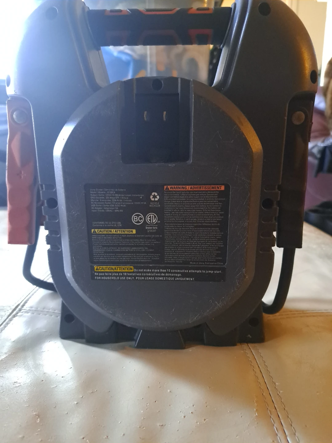 Black & Decker 300A Portable Jump Starter - photo 5