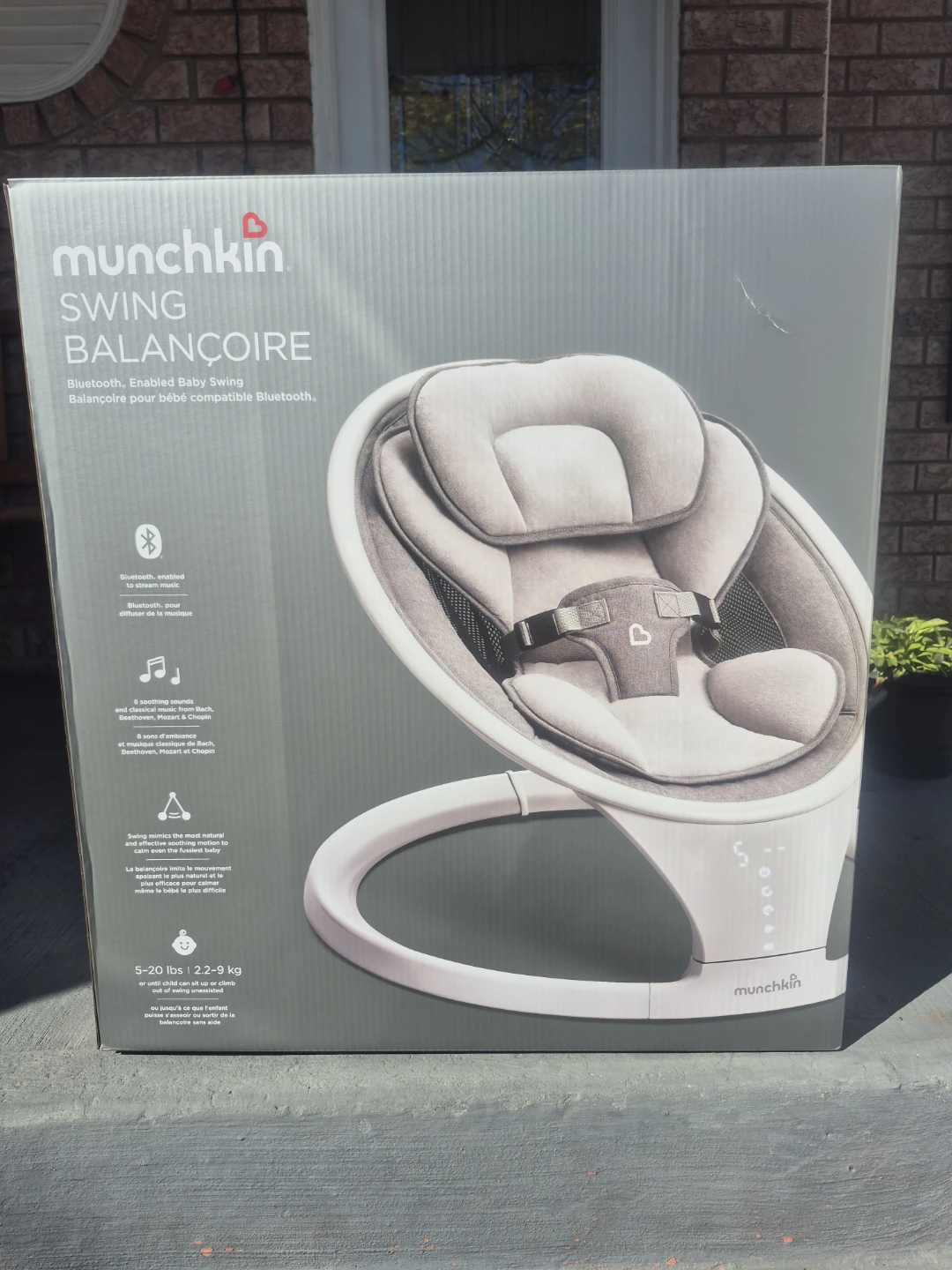 Munchkin Baby Swing - Bluetooth Enabled