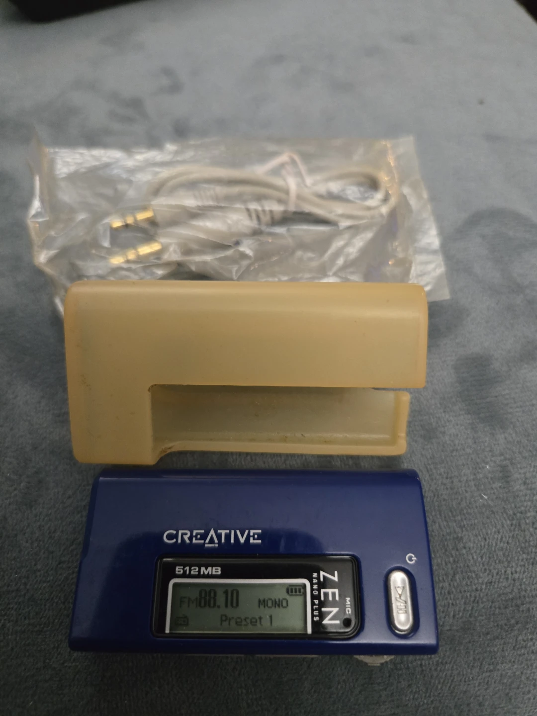 Mp3 player with radio