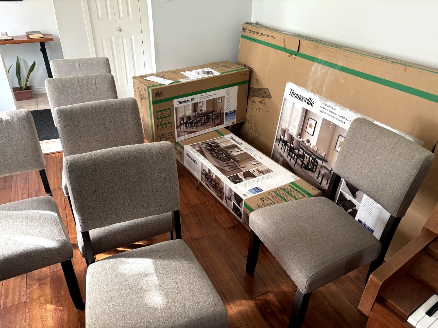 New Extendable Dining Table + 8 Chairs (6 gently used, 2 new)