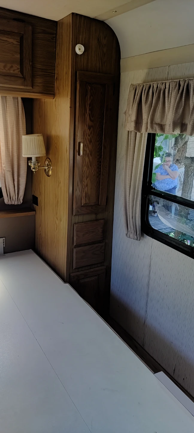 Itasca Class A Motorhome - photo 3