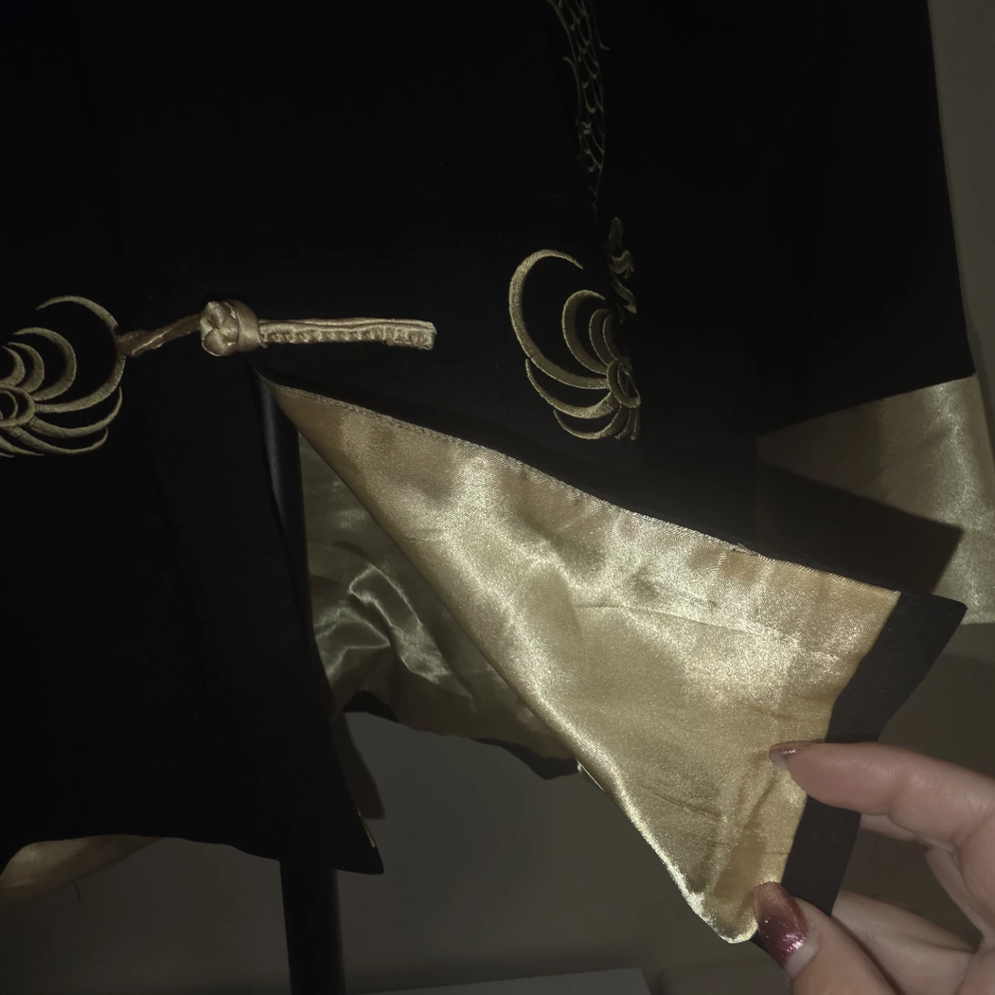 Black and Gold Embroidered Dragon Jacket - photo 4