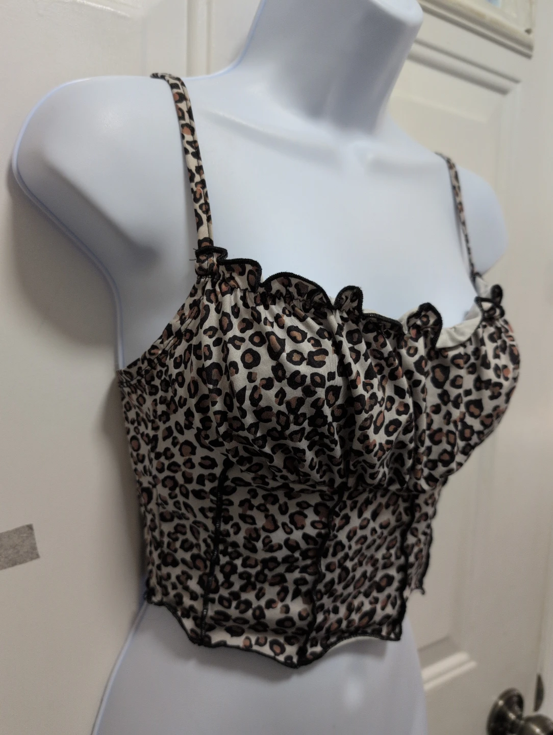 SHEIN Leopard Print Crop Top - photo 2