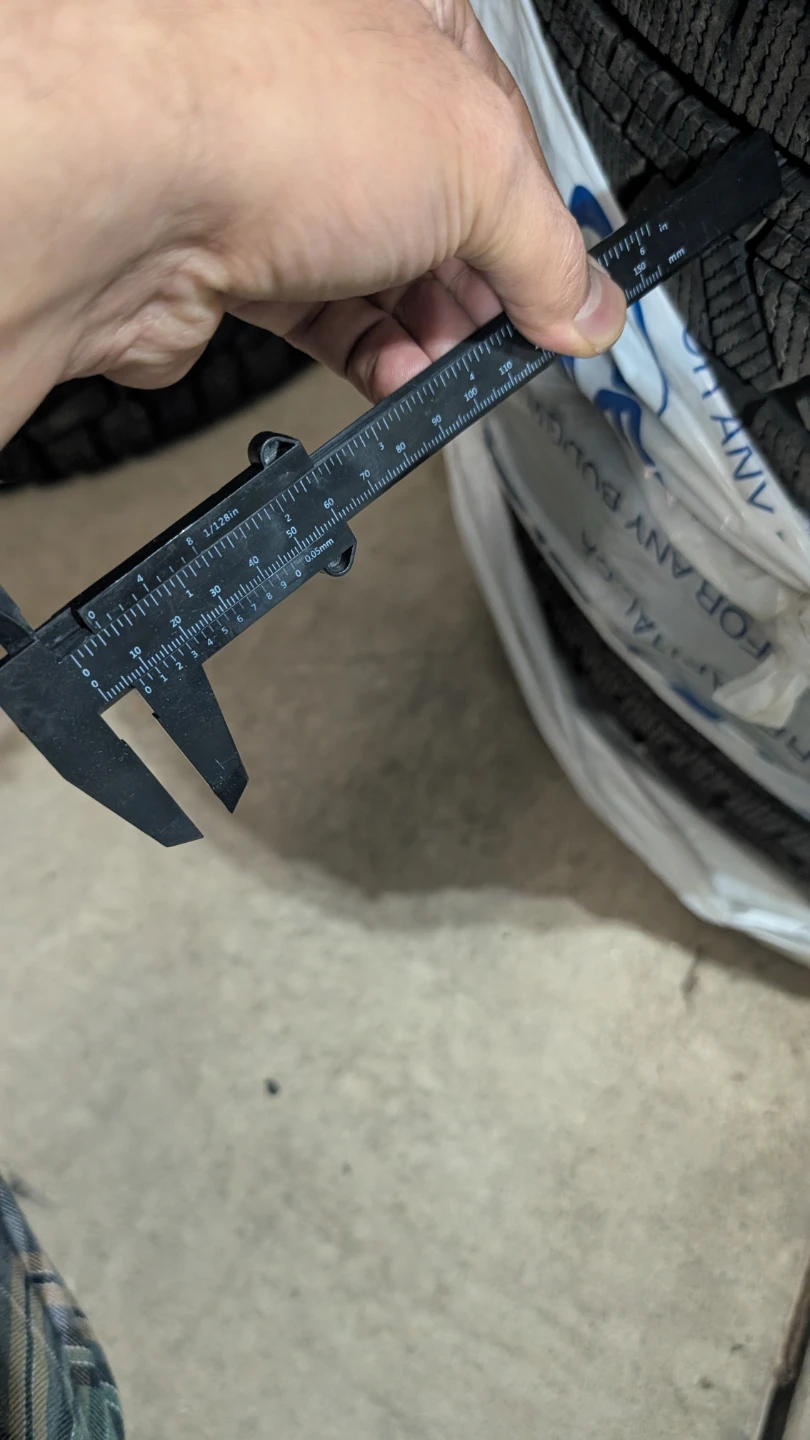 235/50R18 Winter Tire - photo 4
