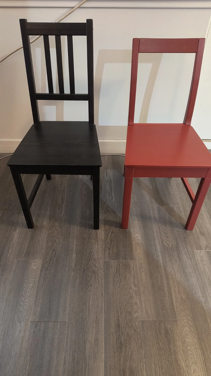 Two Wooden Dining Chairs - photo 3