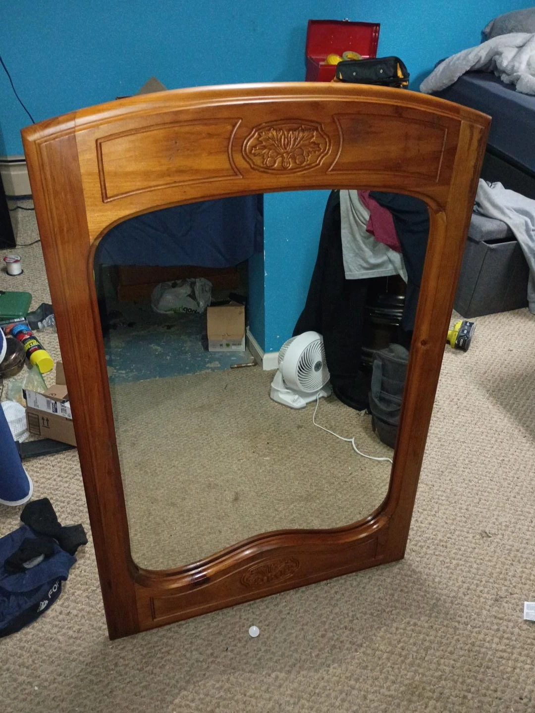 Wooden Wall Mirror with Carved Details - photo 4
