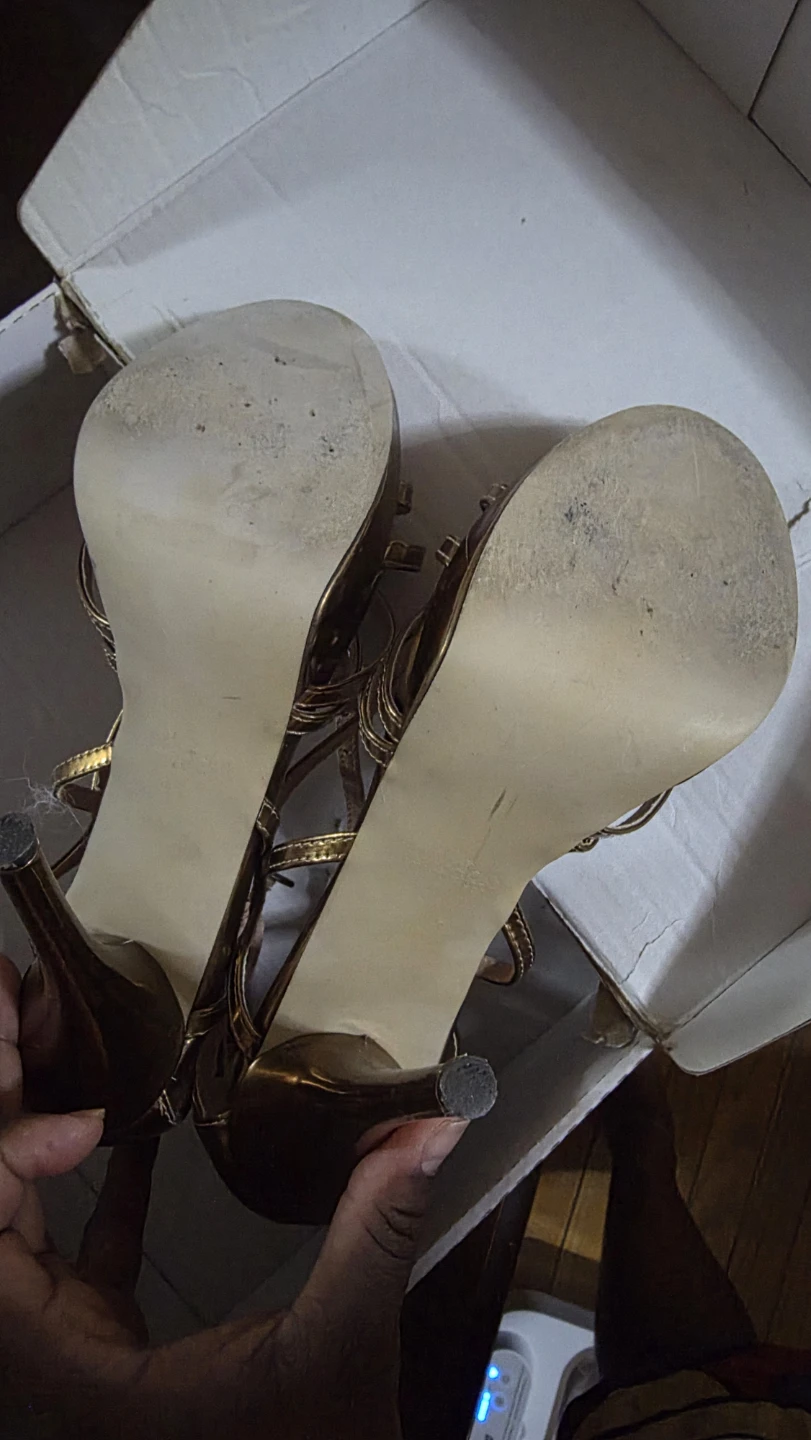 Fredericks of Hollywood gold leopard print heels - photo 5