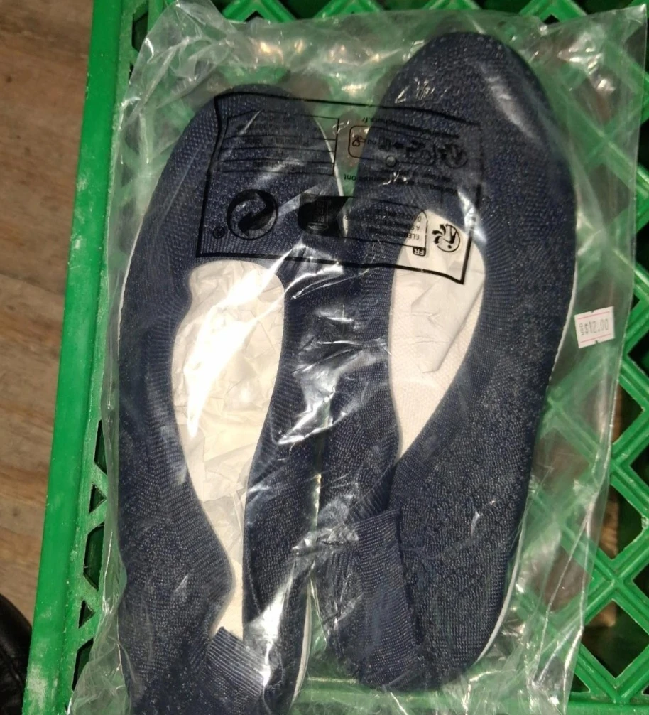 Unisex Navy Blue Knit Flat Shoes