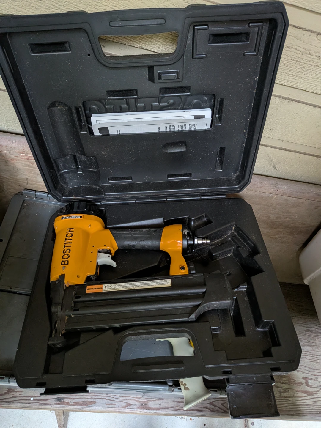 Bostitch Magnesium Nailer