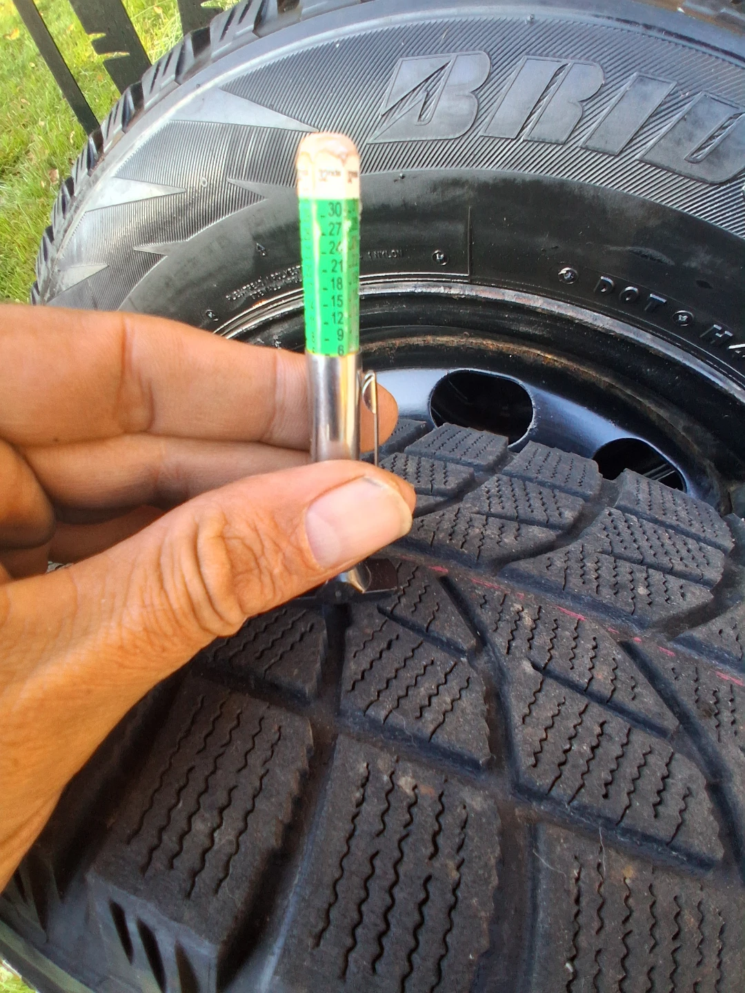 195/65/15, 5 x 114.3 Winter Tires on Steel Rims - photo 4