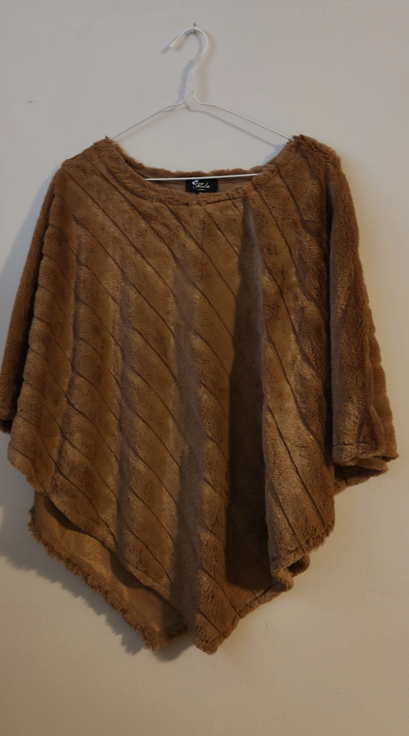 Mela London Brown Faux Fur Poncho