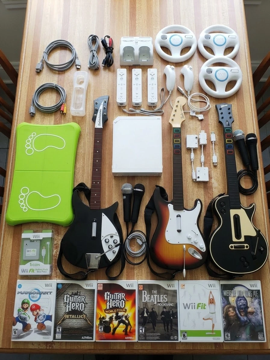 Nintendo Wii Console Bundle with Games and Accessories