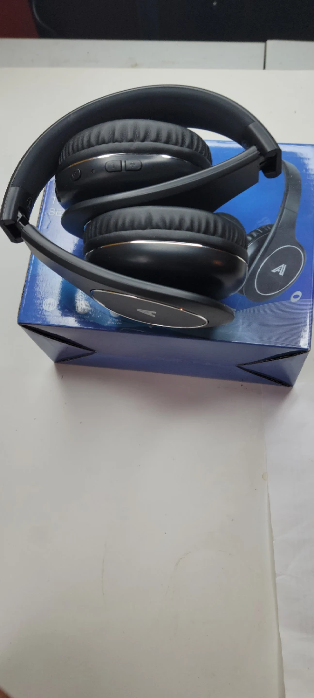 Anhee Foldable Wireless Headphones Transmitter Set - photo 4