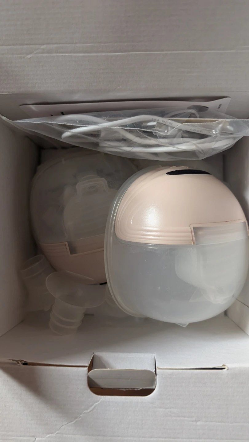Used, S21 Wearable Breast Pump Set, $10