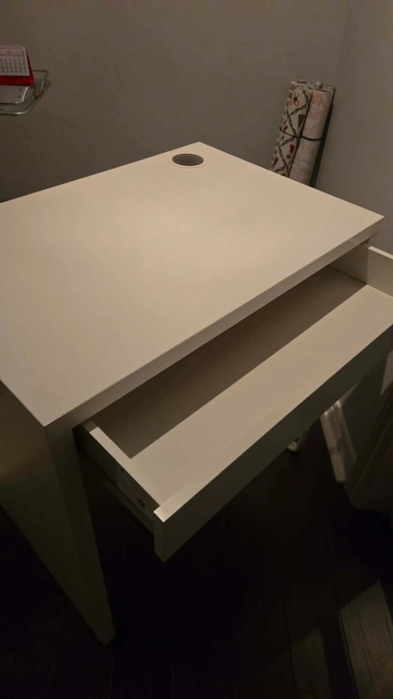 White Minimalist Desk with Drawer - photo 2