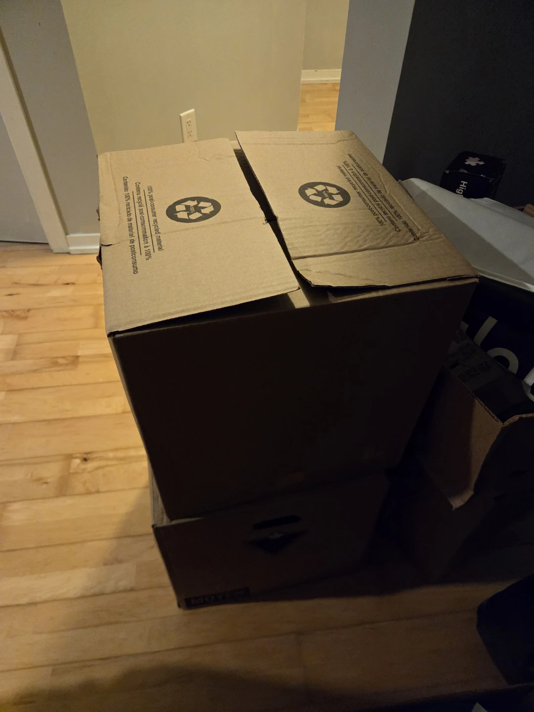 Cardboard boxes for moving - photo 3