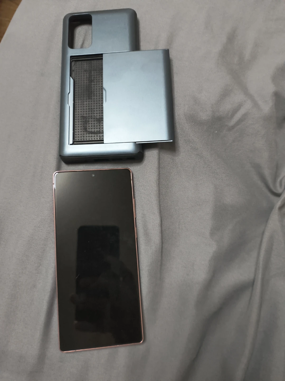 Samsung Galaxy Note20 with Spigen Case and Accessories