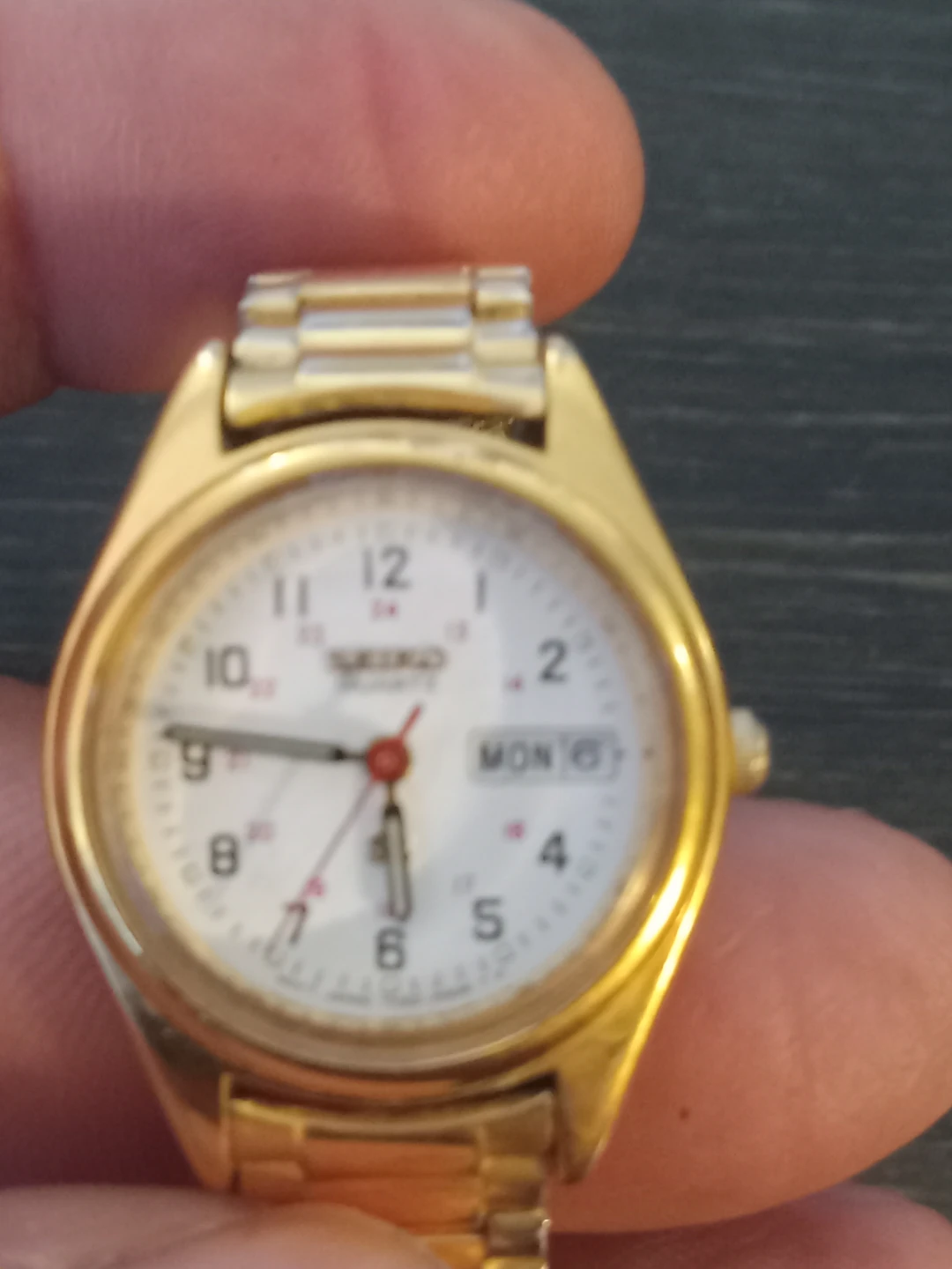 Seiko Quartz Gold-Tone Watch - photo 2