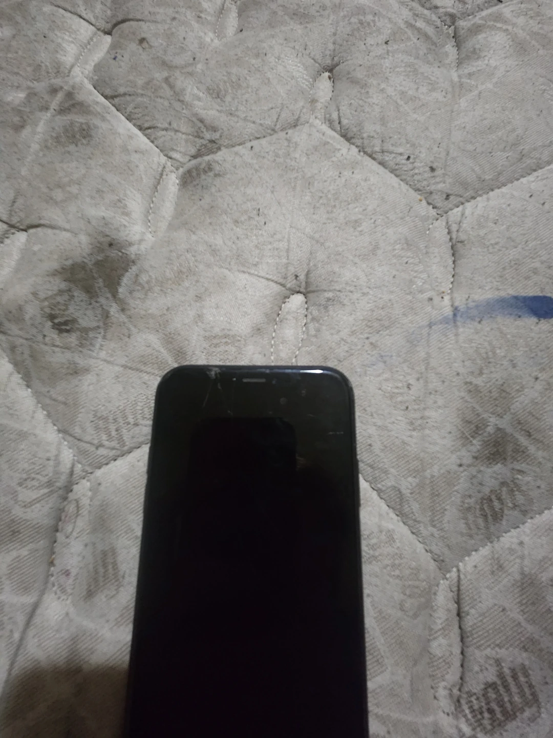 Black Apple iPhone XR - photo 2