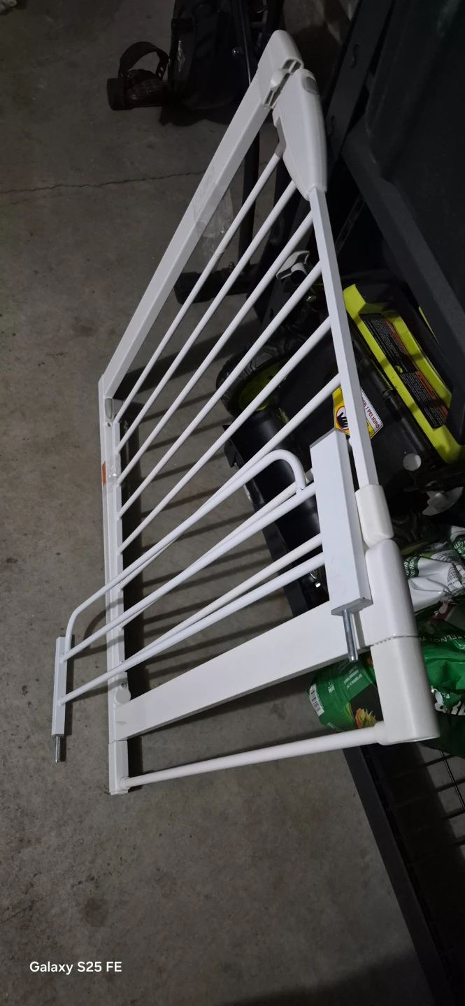 Munchkin White Baby Gate
