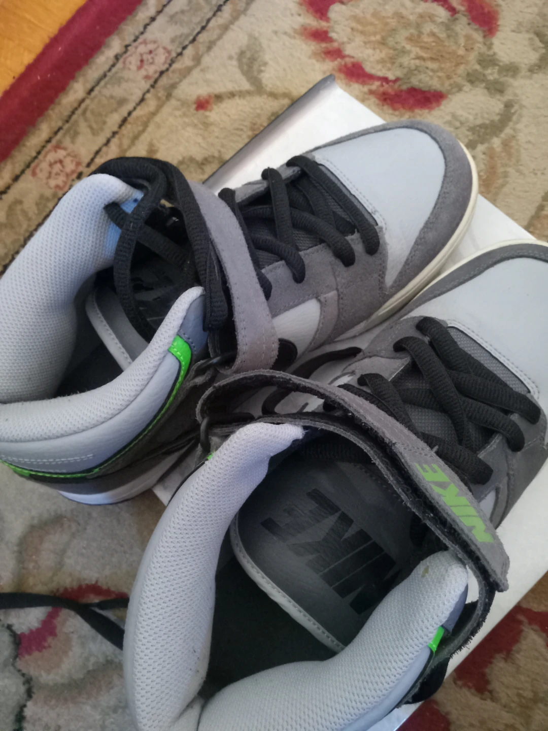 Nike high-top sneakers - photo 3
