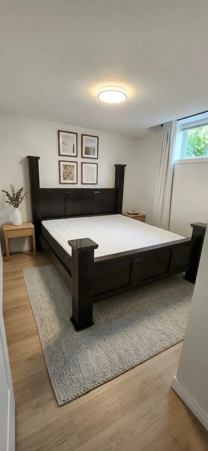 Dark Wood king Size Poster Bed - photo 2