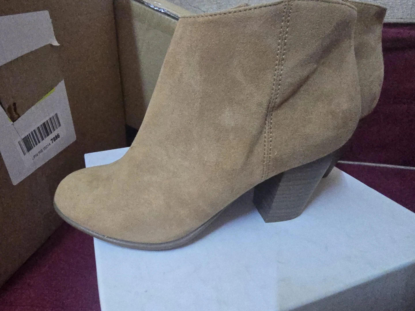 Old Navy Women’s Tan Ankle Boots – Size 8 - photo 2