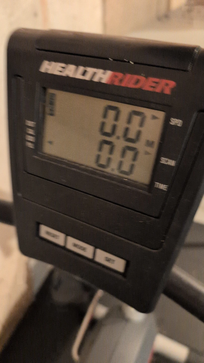 HealthRider H22x Exercise Bike - photo 4