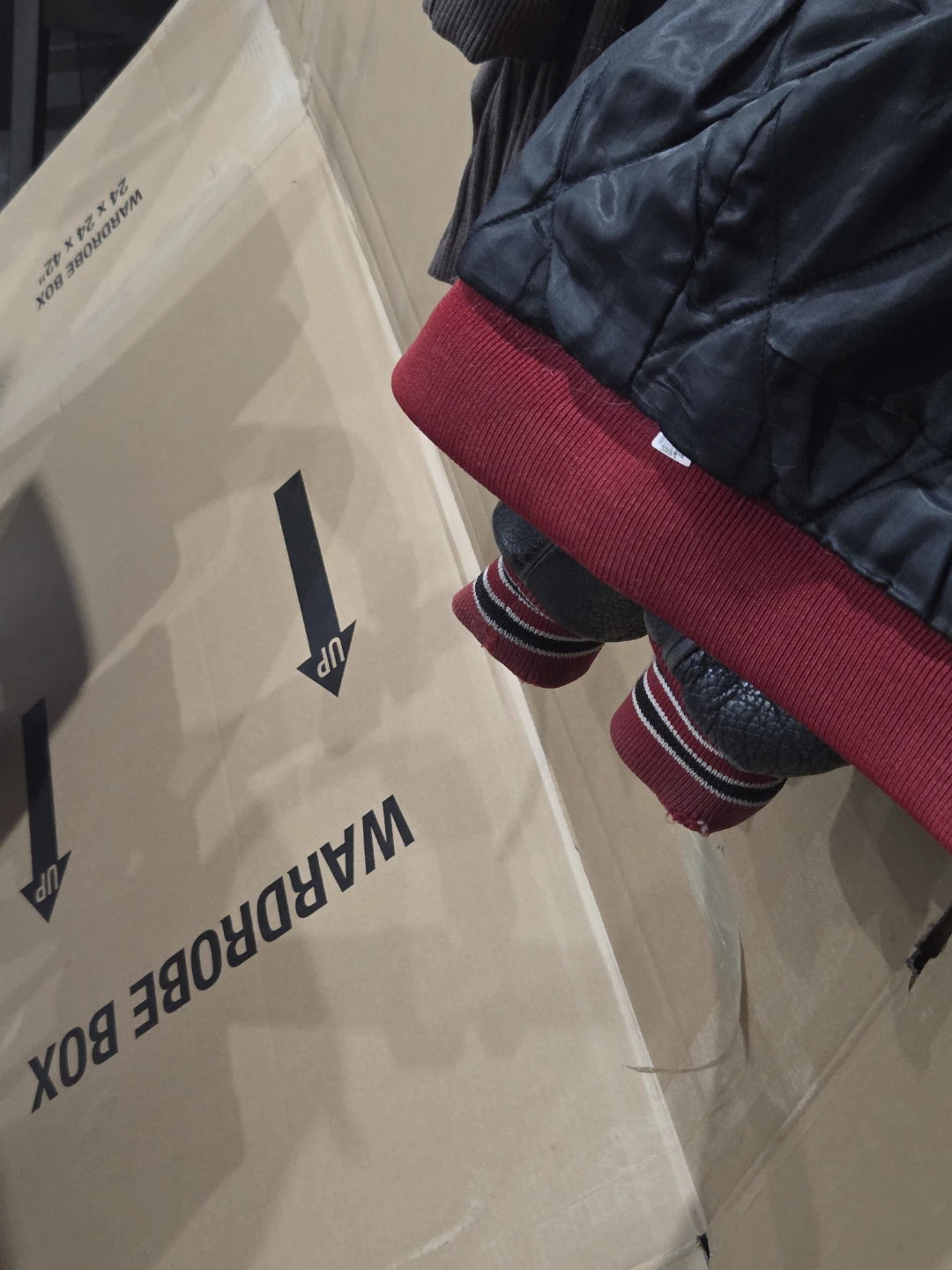 Assorted cardboard moving boxes - photo 4