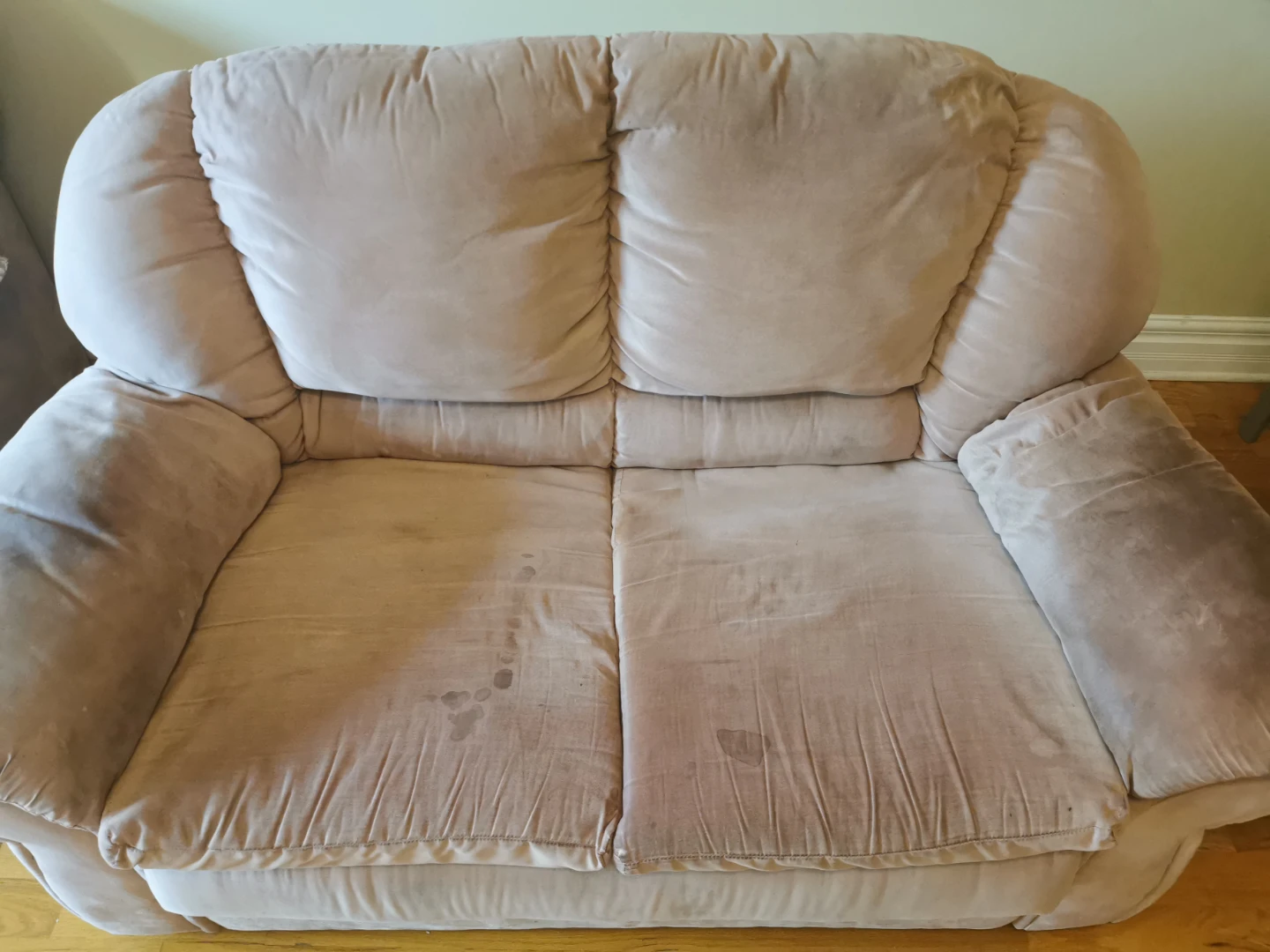 Two-Seater Sofa - photo 2