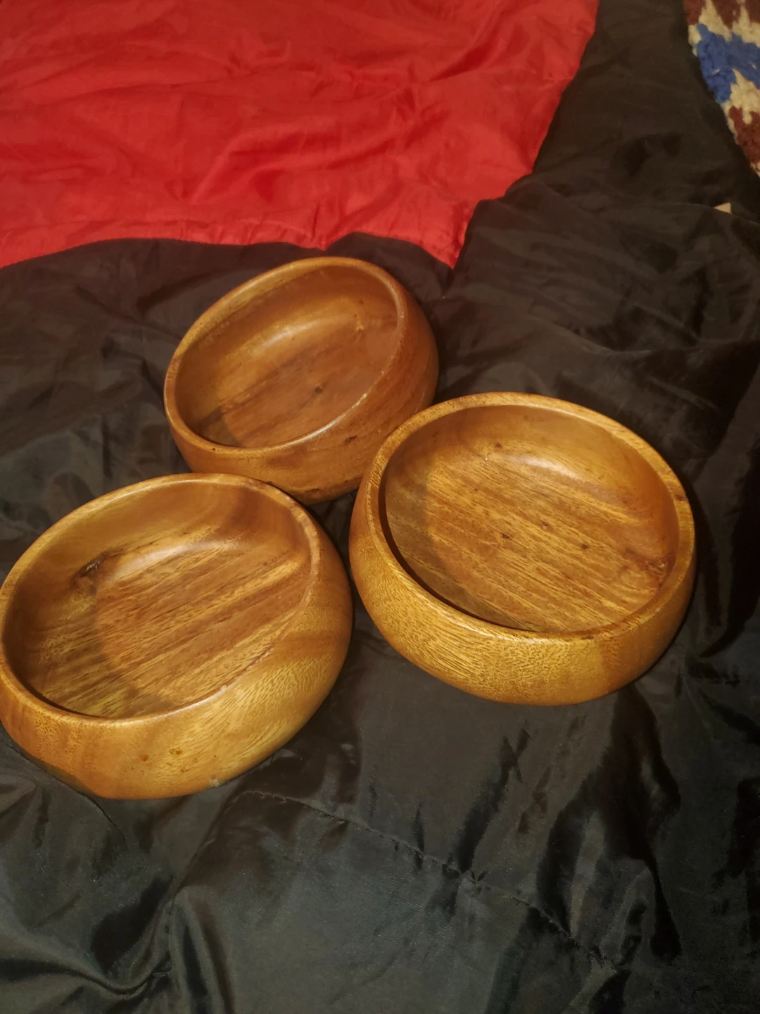 Set of 3 Handcrafted Monkey Pod Wooden Bowls