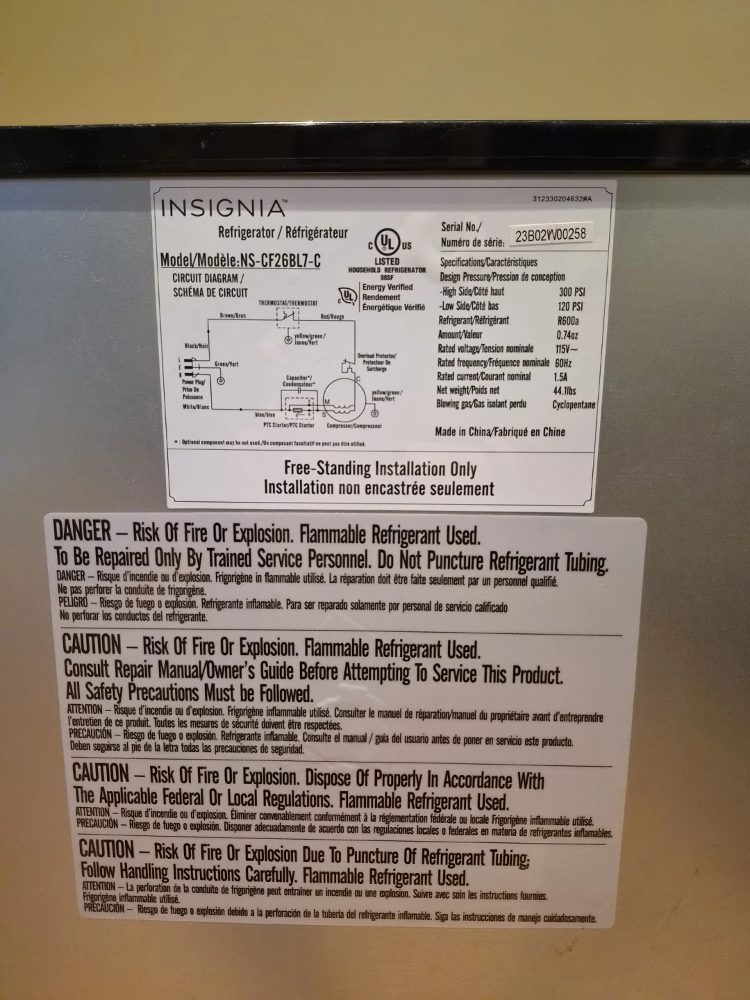 Insignia Compact Refrigerator NS-CF26BL7-C - photo 5