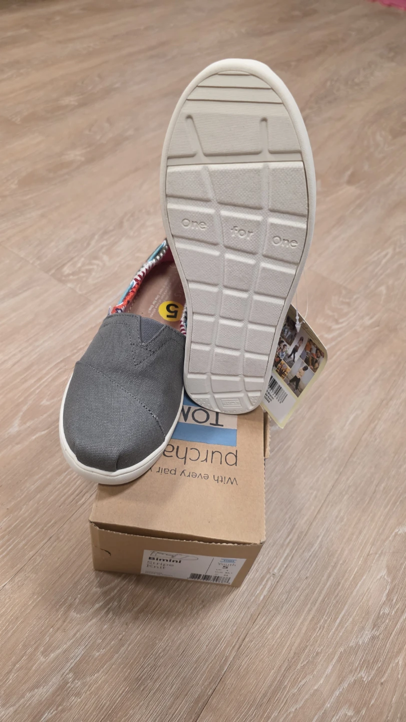 TOMS Bimini Stripe Knit Shoes Size 5 - photo 5