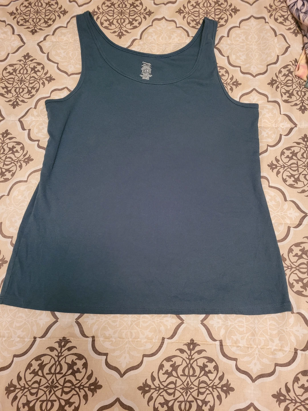 Assorted Women's Tops and Tanks - photo 3