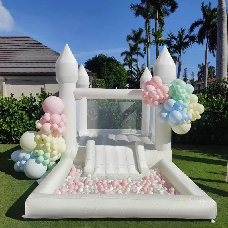Connsann White Bounce House